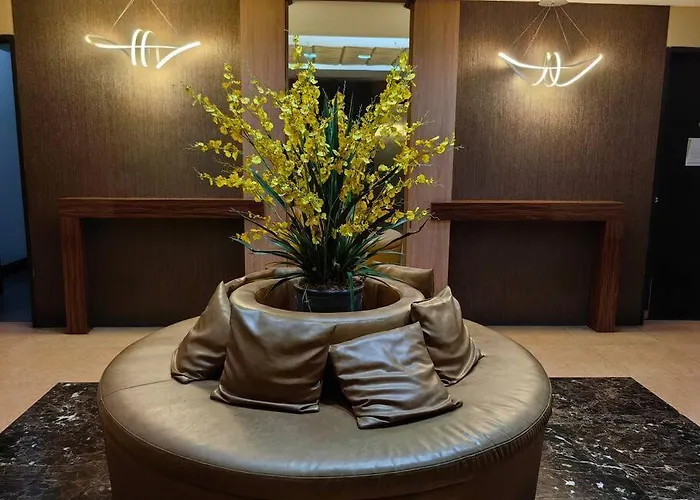 Apartment Condotel Near Airport Terminals